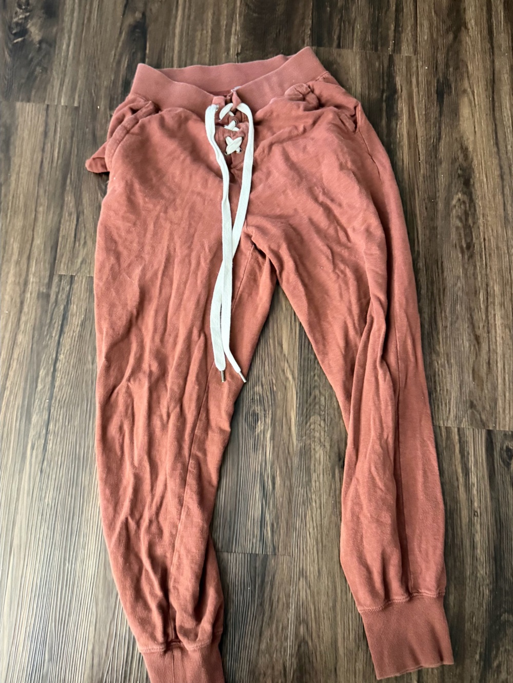 Women’s Rust Jogger Sweatpants with Drawstring
